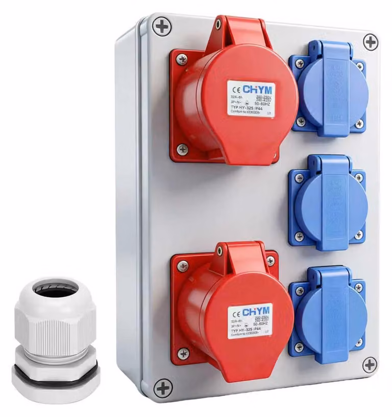 Distributore di corrente da parete da 32A, conforme agli standard CEE, con grado di protezione IP44, dotato di una presa CEE 3x Schuko da 16A