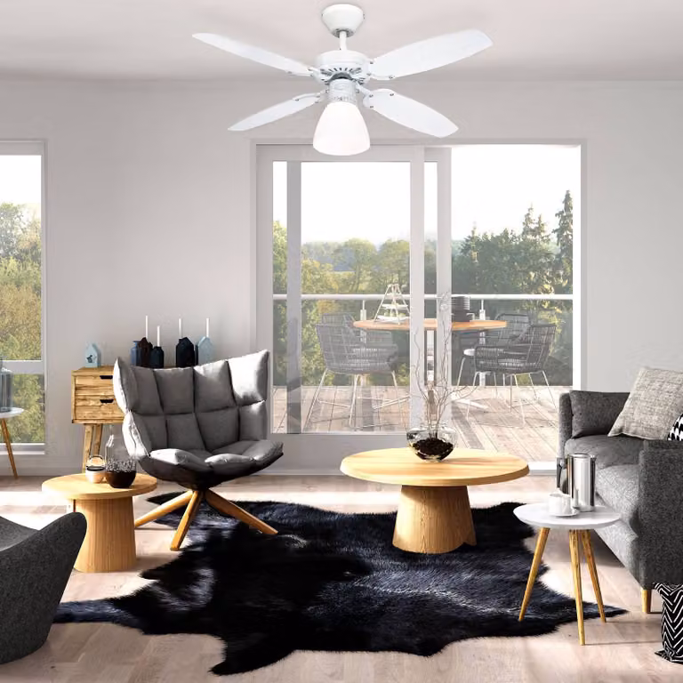 Westinghouse Ventilatore da soffitto con luce Capitol, bianco-faggio Capitol, Bianco / Opale, Soggiorno / Sala da pranzo, Legno, Moderno