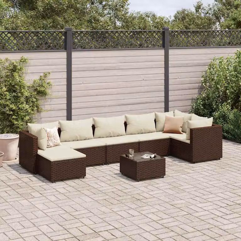 Set Divani da Giardino vidaXL 8 pz con Tavolino e Ottoman, Design a L con Cuscini Bianchi e Struttura in Metallo Marrone