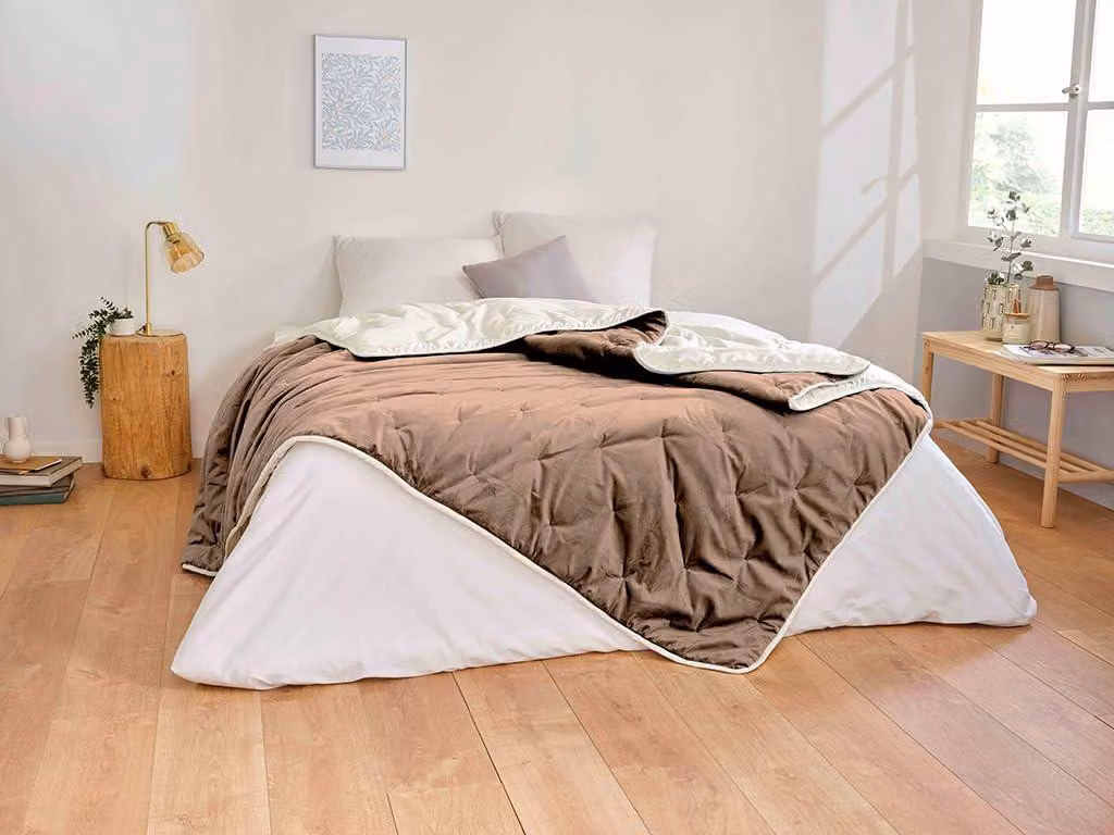Coperta in pile, 150x200 cm, color tortora, 100% poliestere, morbida