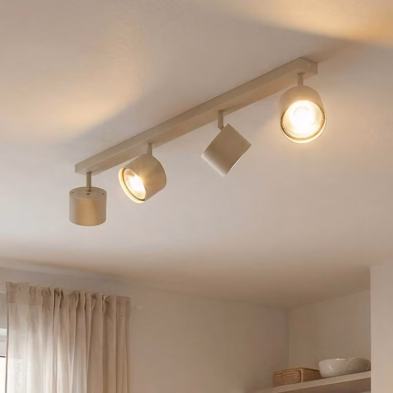 Faretto da soffitto Chloe, color crema, a 4 luci, orientabile, GU10 Chloe Argon, dimmerabile, Crema / Ambra, Soggiorno / Sala da pranzo, Metallo, Moderno