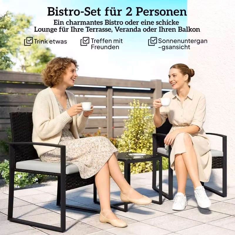Set da giardino OKWISH composto da 2 poltrone in rattan sintetico e tavolino con piano in vetro, struttura grigia e cuscini beige – 2