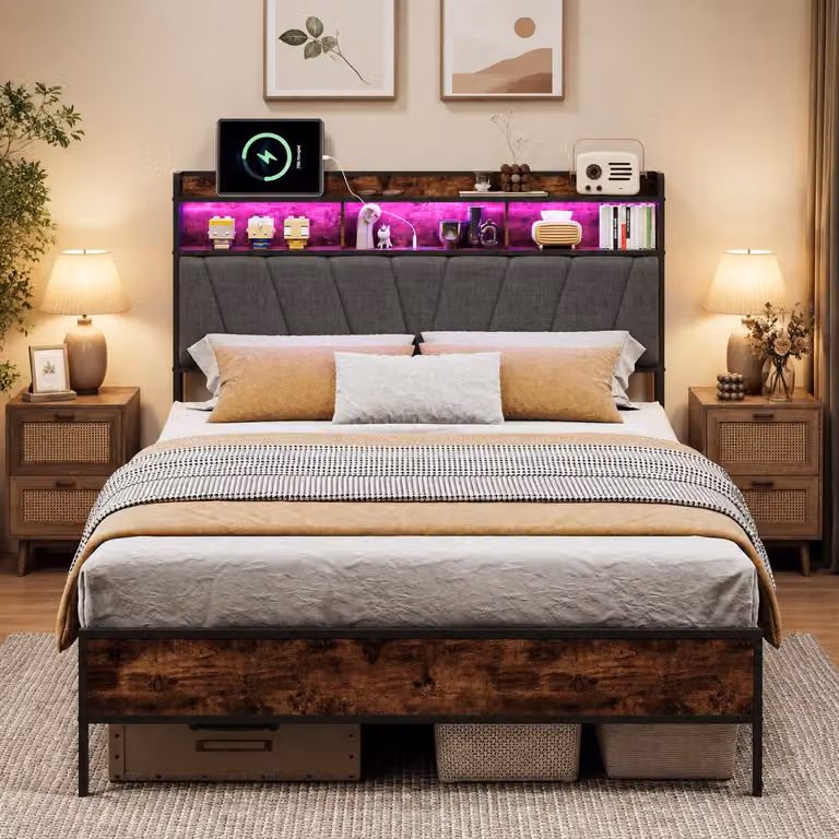 Letto matrimoniale in metallo INONEFT, 140x200 cm, con testiera e spazio contenitore, letto imbottito con illuminazione LED e funzione di ricarica USB, struttura del letto con rete a doghe, colore: grigio