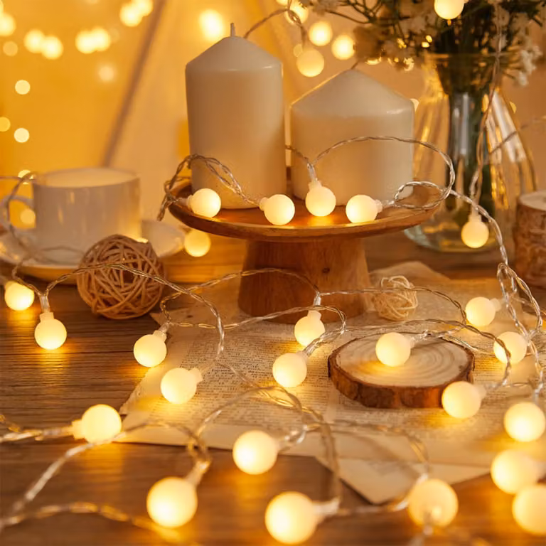 Catena luminosa a LED con 20 palline, lunghezza 3 metri, luce bianco caldo, alimentazione a batteria