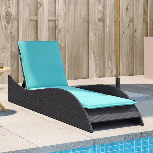 Lettino prendisole vidaXL in polyrattan con cuscino turchese e nero, poggiatesta regolabile, L 205 x P 60 x H 73 cm