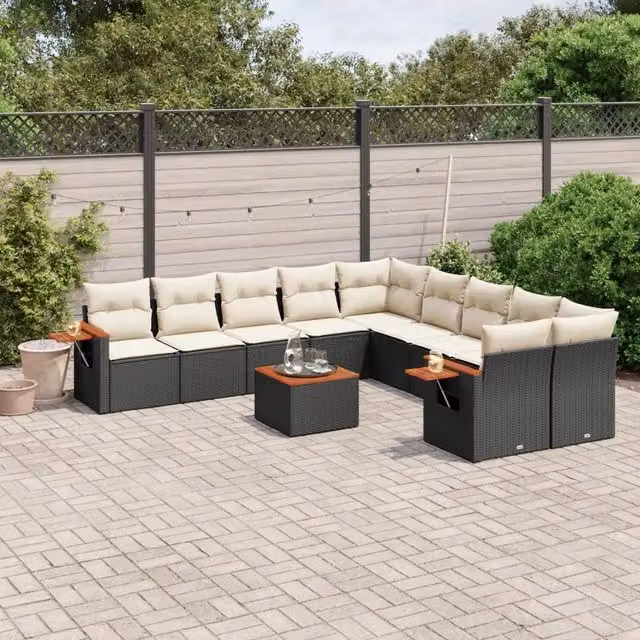 Set di divani da giardino a forma di U vidaXL composto da 11 pezzi in polyrattan nero con cuscini bianchi e imbottitura mista – 1