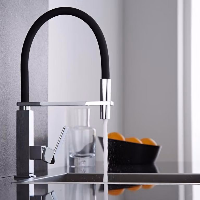 Lavello Cucina Nero con Miscelatore Ottone e Doccia - Stile luxury - Pratico e resistente