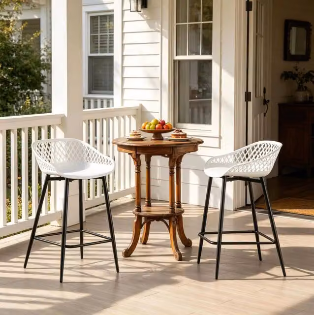 Set di 2 Sgabelli Bar con Schienale Vuoto e Poggiapiedi in PP e Metallo, 47x84x48,5 cm, Portata 150 kg, Nero