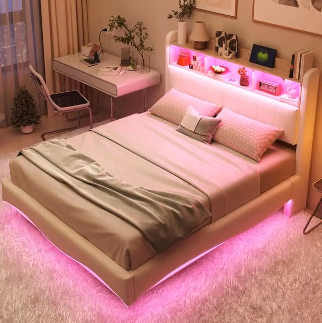 Letto imbottito sospeso 140x200 cm in lino beige con luce LED, prese USB e Type-C, contenitore integrato
