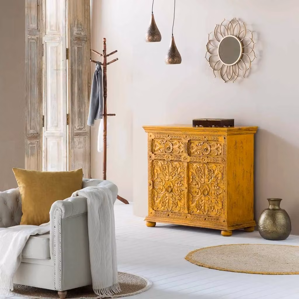 Credenza in legno laccato gialla con decorazioni floreali ed ethnic Wanderlust Deco L/P/H: 90 x 40 x 90 cm – 2