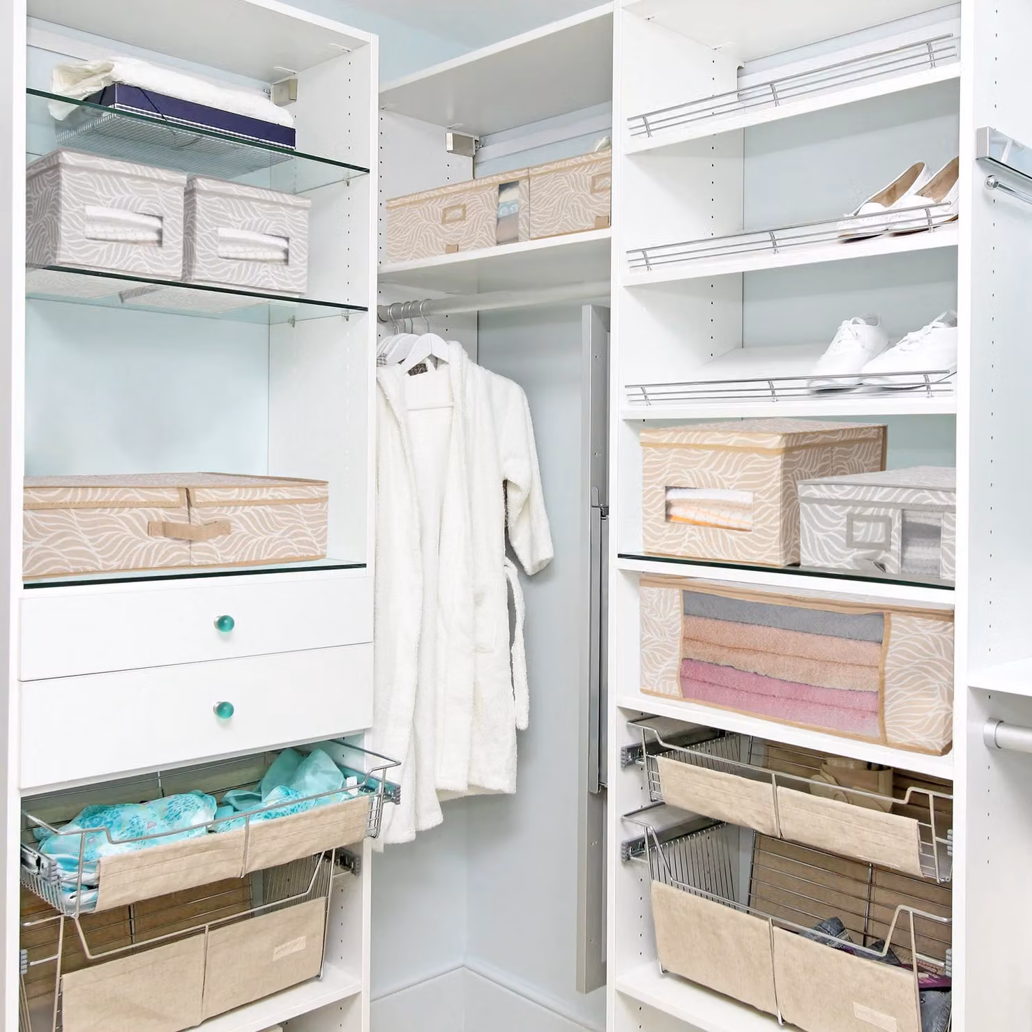 Vestiamo Casa Scatola salvaspazio per armadio in plastica beige H 20 x L 40 x P 40 cm – 2