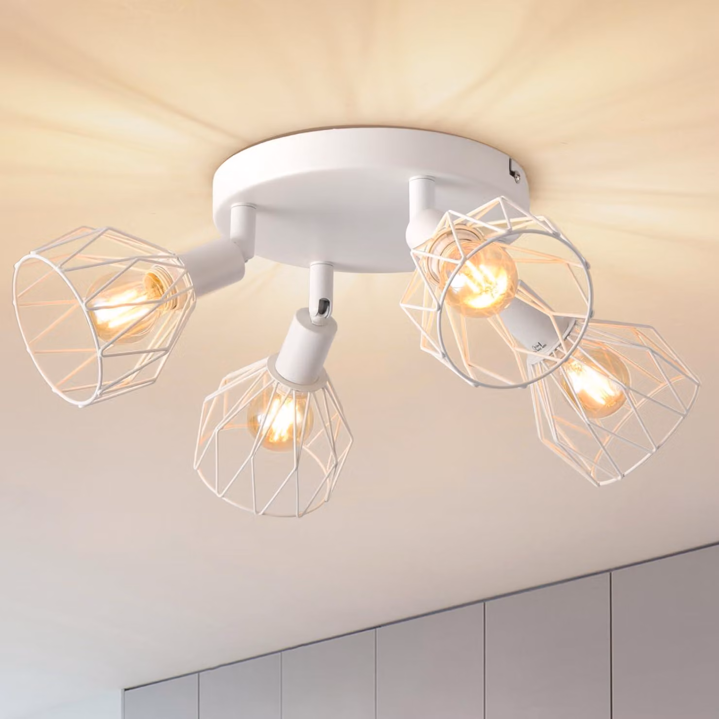 ANWIO Lampada da soffitto a LED, 4 luci, rotonda, bianca, 350°, lampada da soffitto con faretti, attacco E14, 4 luci, lampada da soffitto, spot, lampada per soggiorno, spot per cucina, illuminazione a parete, modello EUC-EA190813-14-04CW-1U