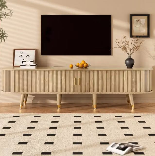 Mobile TV in MDF effetto quercia chiara con ante scorrevoli e dettagli dorati 175x38x45 cm