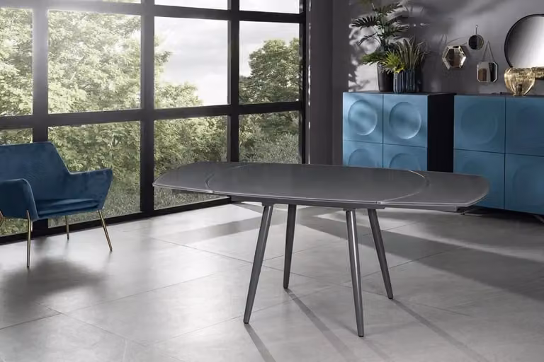 Tavolo da pranzo rettangolare allungabile GIORDANOSHOP con top in vetro grigio lucido e struttura in metallo L/P/H: 120/180 x 90 x 76 cm