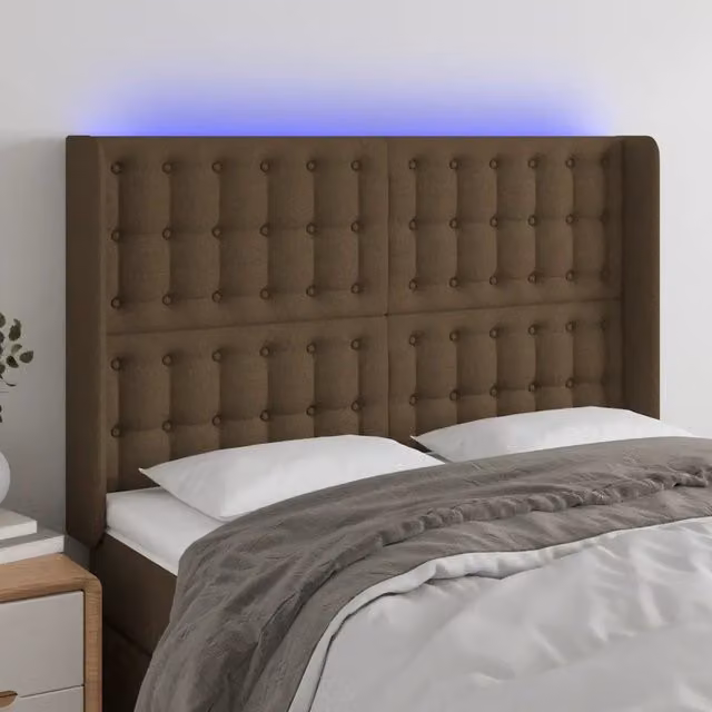 Testiera con LED e porta USB Design Mania in tessuto marrone scuro L: 147 cm, P: 16 cm, H: 118/128 cm – 1