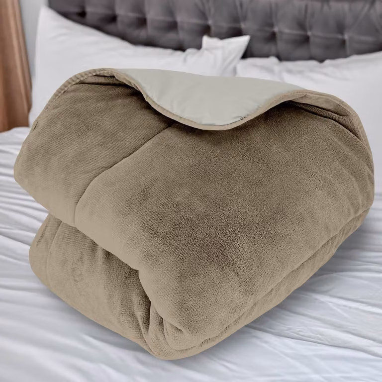 Coperta trapuntata in microfibra di poliestere, 220x240 cm, bicolor, color avorio e sabbia