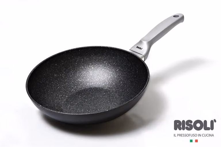 Wok in alluminio antiaderente per induzione in