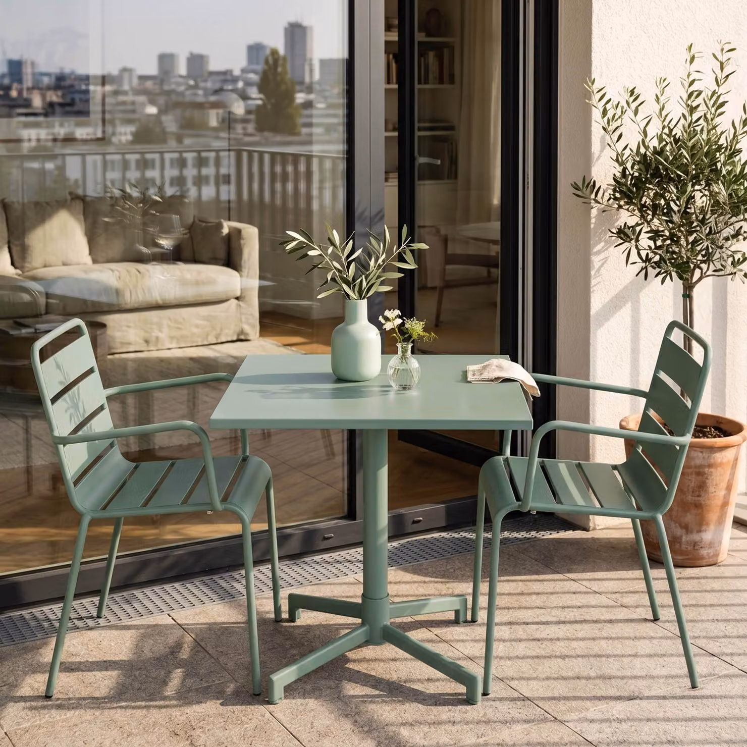Set di tavolo da 70 cm e 2 sedie da giardino in metallo verde salvia - Oviala Palavas