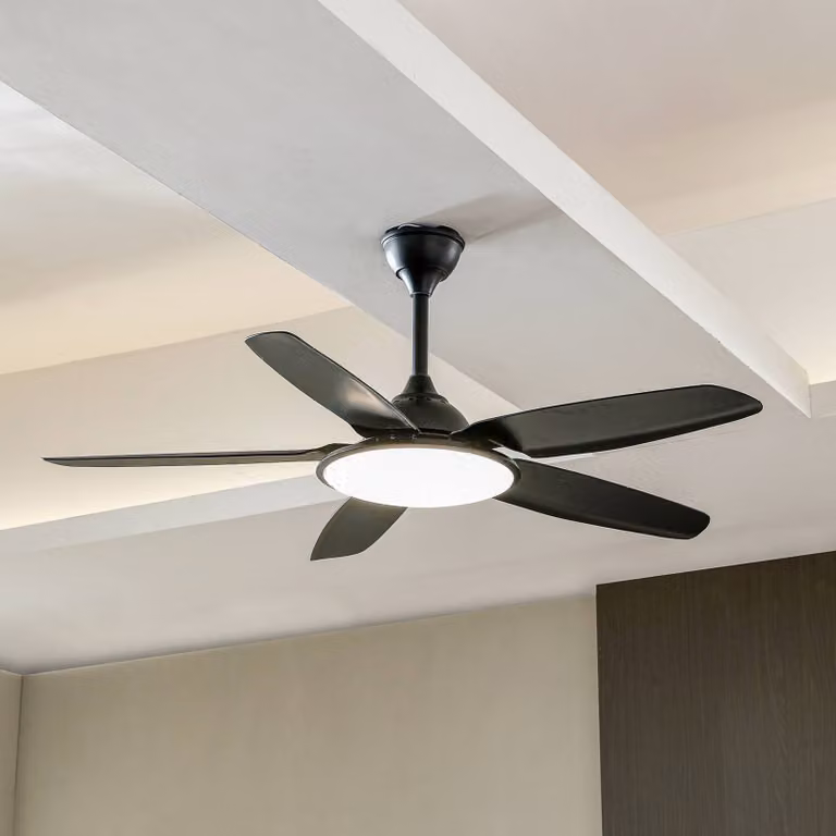 Ventilatore da soffitto LED Lucande Divian, nero, CC, silenzioso, CCT Divian, Nero, Soggiorno / Sala da pranzo, Metallo, Moderno