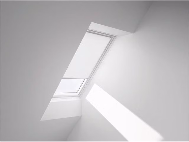 Tenda filtrante manuale per finestre da tetto VELUX RFL FK06 1028S, semitrasparente, colore bianco, L 66 cm x H 118 cm