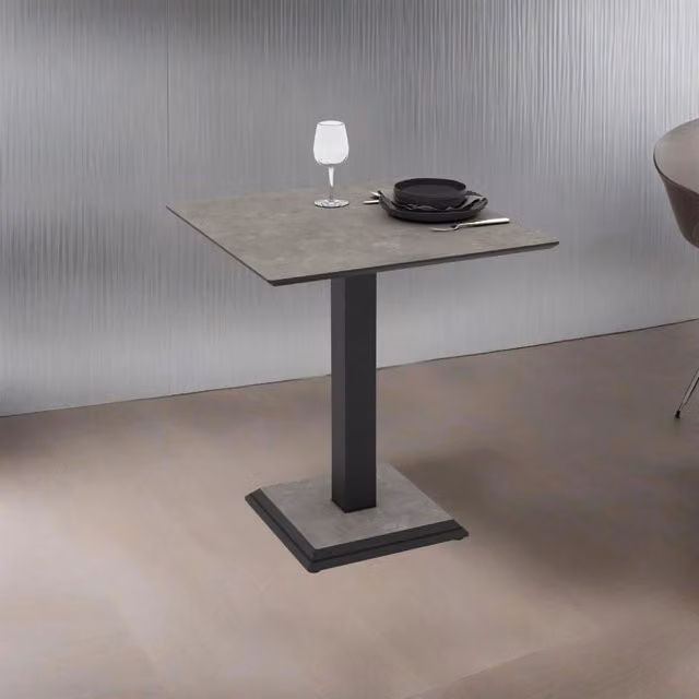 Tavolo quadrato Carvel Veriaffari grigio con finitura opaca L: 68 cm, P: 68 cm, H: 75 cm – 1