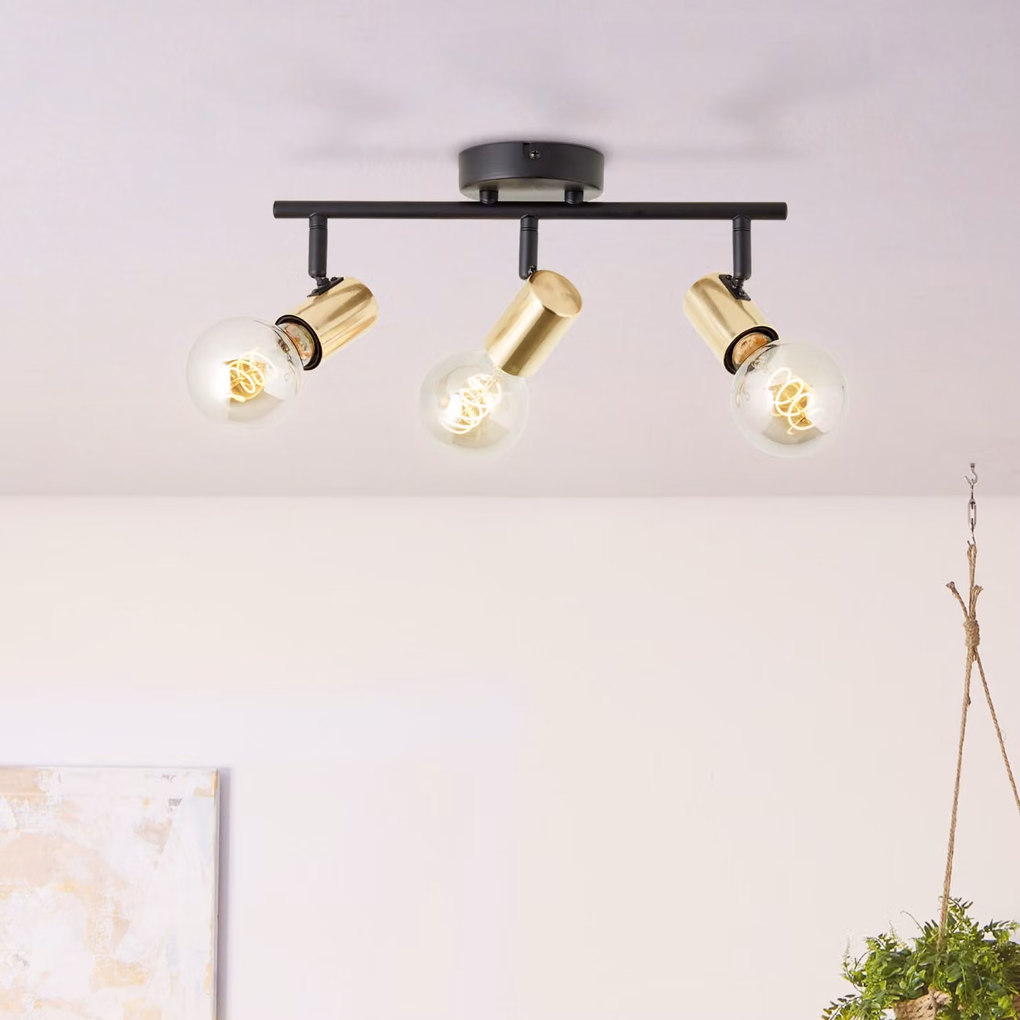 BRILLANTE barra spot nera KERRY | plafoniera moderna con accenti dorati e con attacco E27 max. 40W | metallo