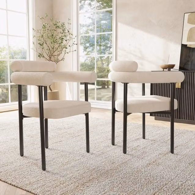 Coppia di sedie da pranzo in tessuto effetto camoscio crema con struttura in ferro, 70x62x84 cm