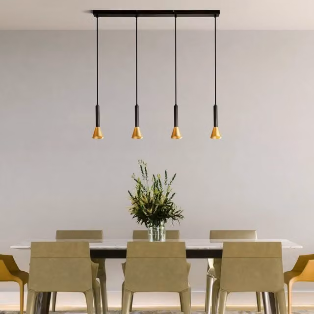 Lampadario Moderno Searchlight in Metallo Nero e Oro con 4 Luci GU10 ad Altezza Regolabile