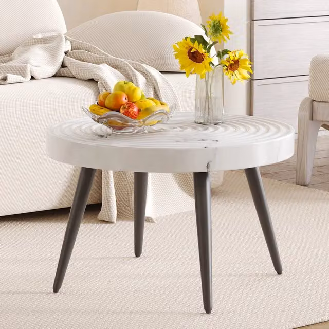 Tavolino rotondo effetto marmo bianco con gambe regolabili
