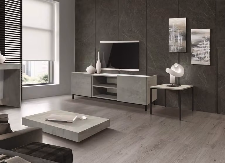 Porta Tv PIETRASANTA in legno, finitura in grigio cemento, piano effetto marmo statuario, 160×45 cm