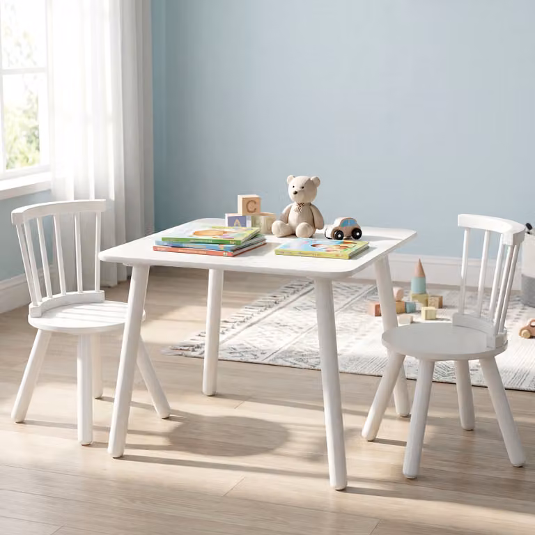 Set tavolo e 2 sedie per bambini Costway in stile scandinavo con gambe in legno massello, bianco