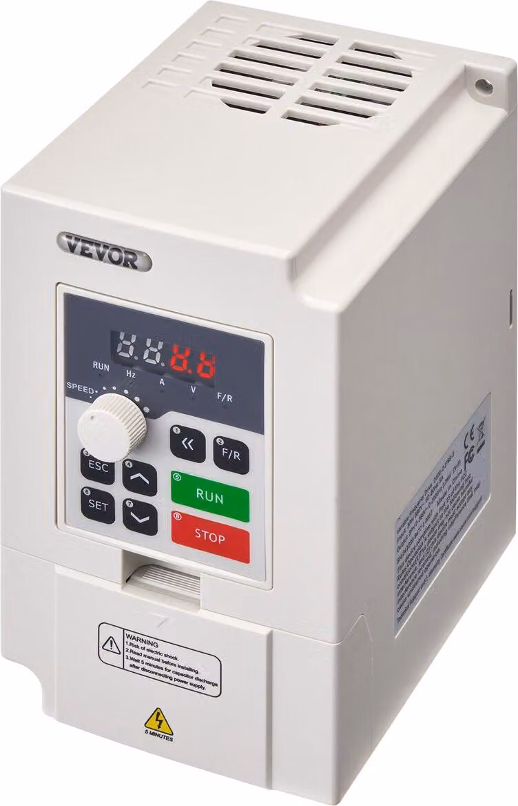 VFD 3HP 2,2KW 5A trifase CA 380V in ingresso a trifase 0-380V in uscita 0-2000Hz
