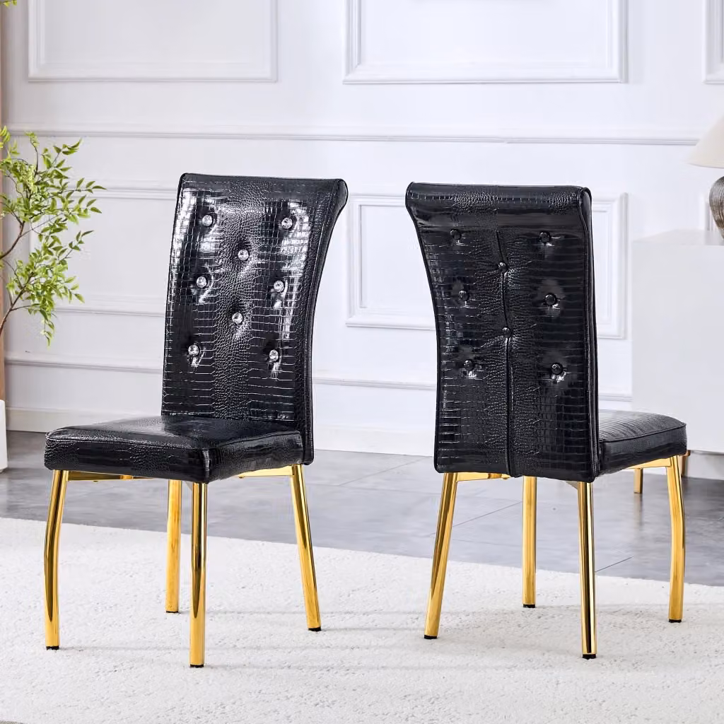 Set di 2 sedie da pranzo MIVRAY in ecopelle nera effetto coccodrillo con dettagli a cristallo e gambe in metallo dorato – 2