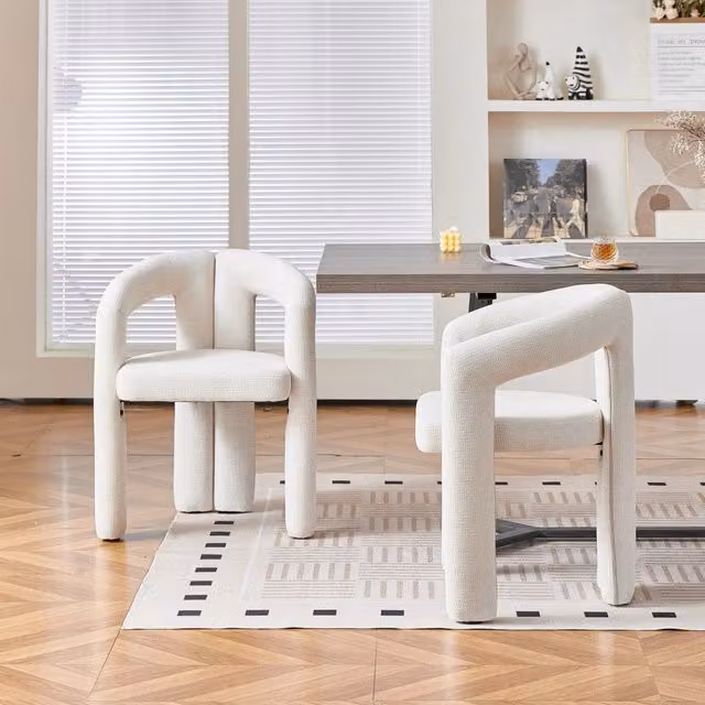 Set da 2 sedie da pranzo SINGULARTY con braccioli e imbottitura in ciniglia, beige