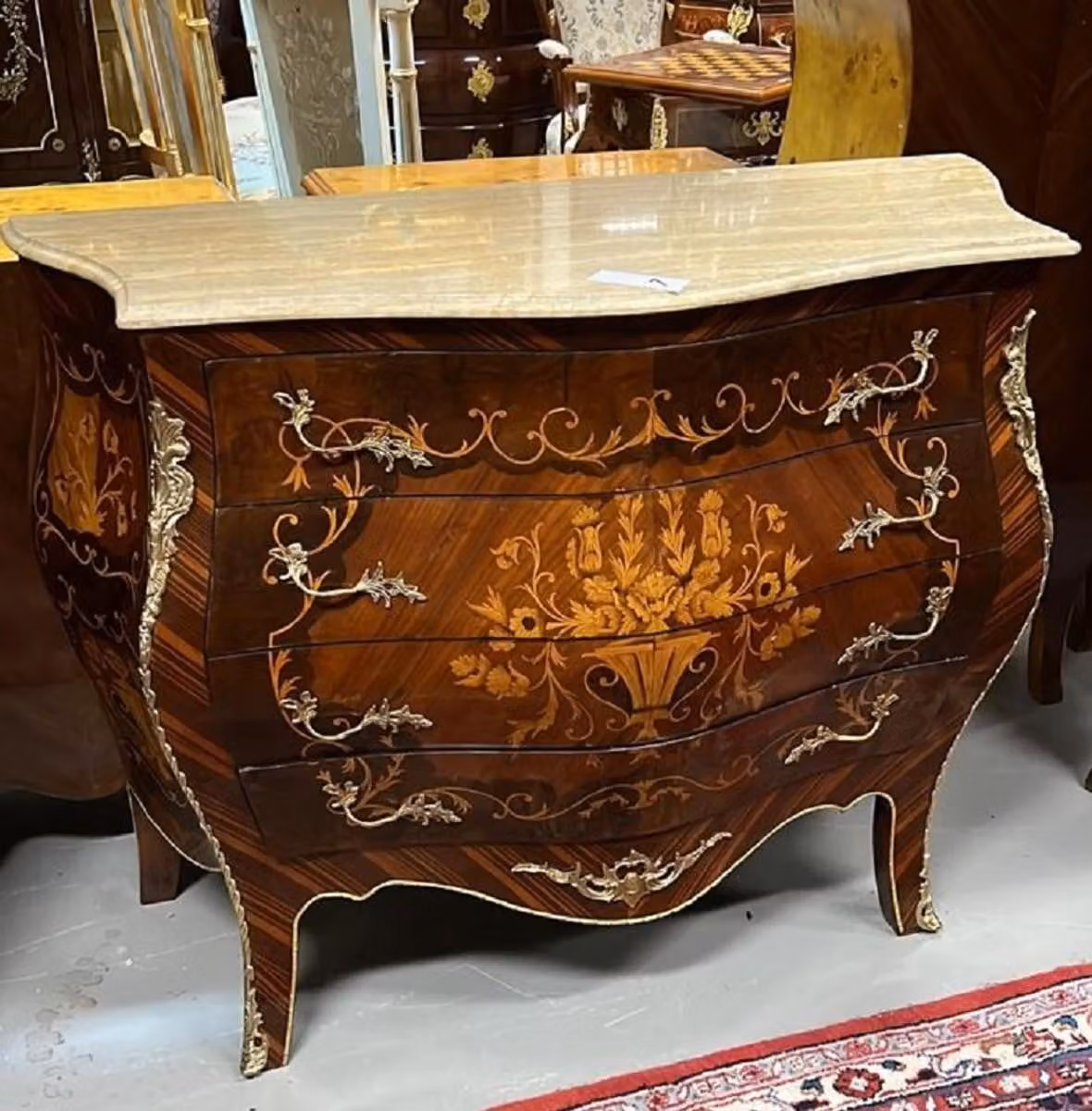 Casa Padrino Cassettiera barocca testa di moro / intarsi marroni / oro / crema - Cassettiera artigianale in legno massello con 4 cassetti e piano in marmo - Mobili barocchi