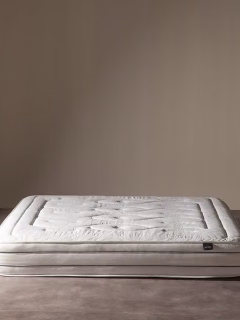 Materasso Hybrid Loira Kenay Home bianco con memory foam e proprietà antibatteriche L/P: 180 x 200 cm