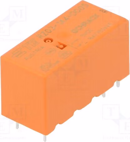1 relè: bobina elettromagnetica, 5 VDC, 16 A/250 VAC, codice prodotto 1-1415899-3. Elettromagneti