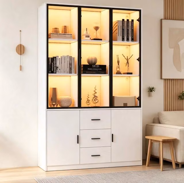 Vetrina espositiva con 3 ante in vetro; 3 cassetti; LED RGB Bluetooth; 120x30x200 cm; bianca