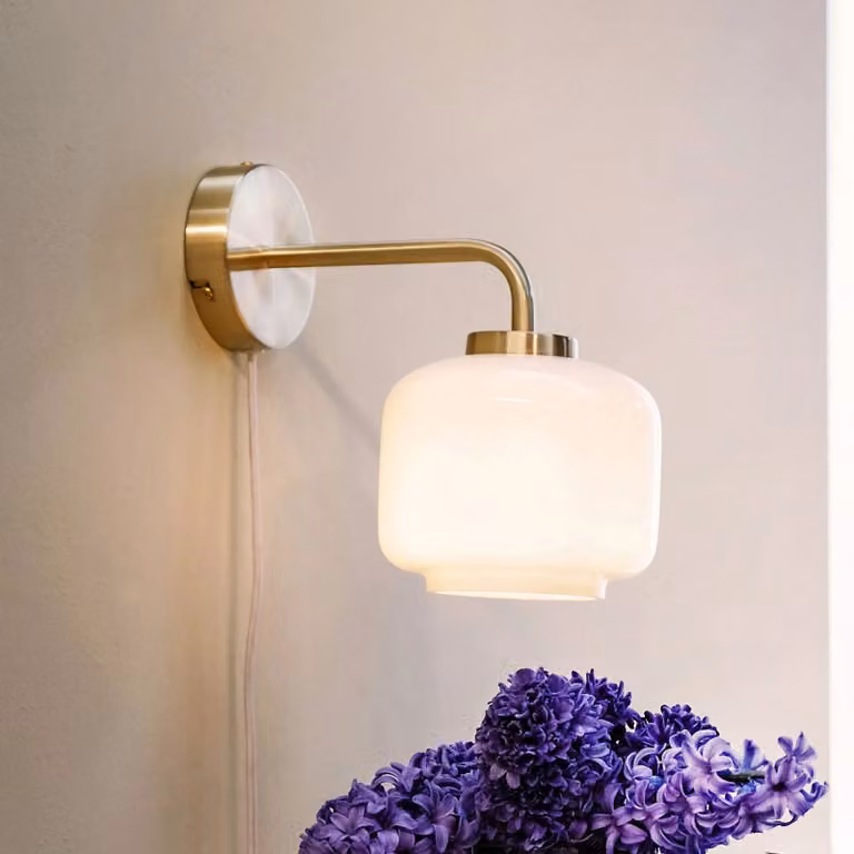 Dyberg Larsen Applique da parete Arp, Ottone / Oro, Soggiorno / Sala da pranzo, Vetro, Design, Applique