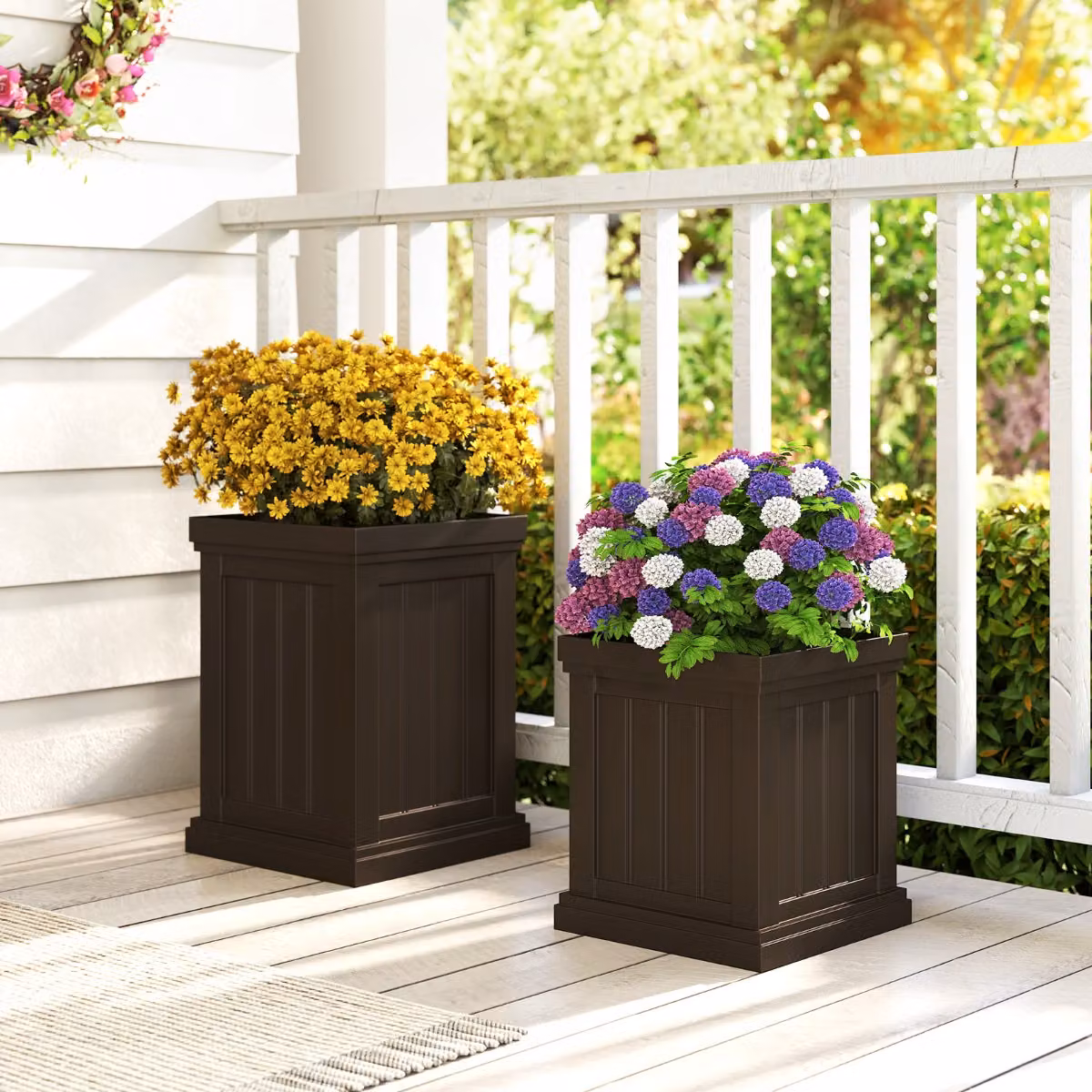 Set di vasi quadrati Costway in plastica con fori di drenaggio e design impilabile, contenitori decorativi per piante da 48 cm, Marrone