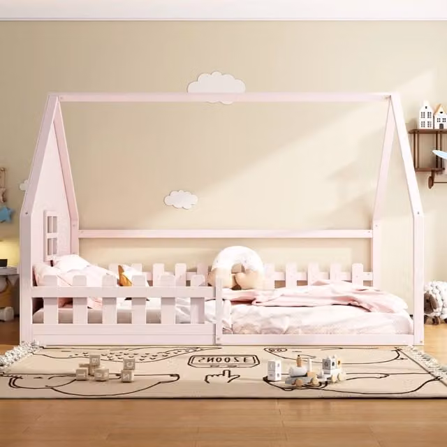 Letto basso 140 x 200 cm per bambini in pino, struttura a forma di casa, spondine - Rosa