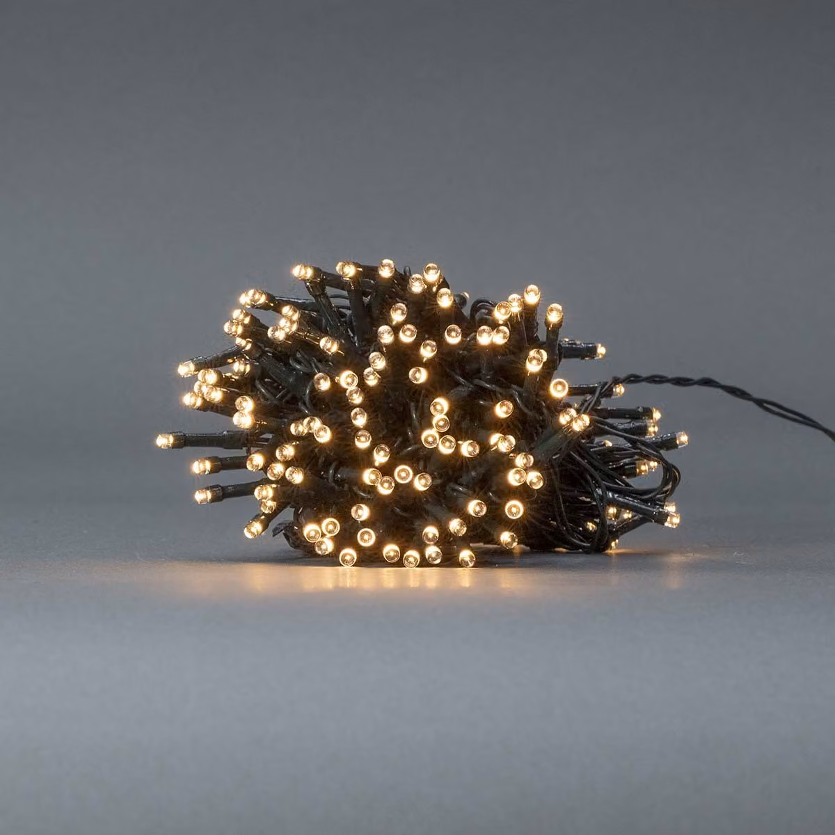 Luci di Natale Nedis - Stringa - 192 LED - Bianco caldo - 14,40 m - Effetti luce: 7 - Uso interno ed esterno - Funzionamento a batteria