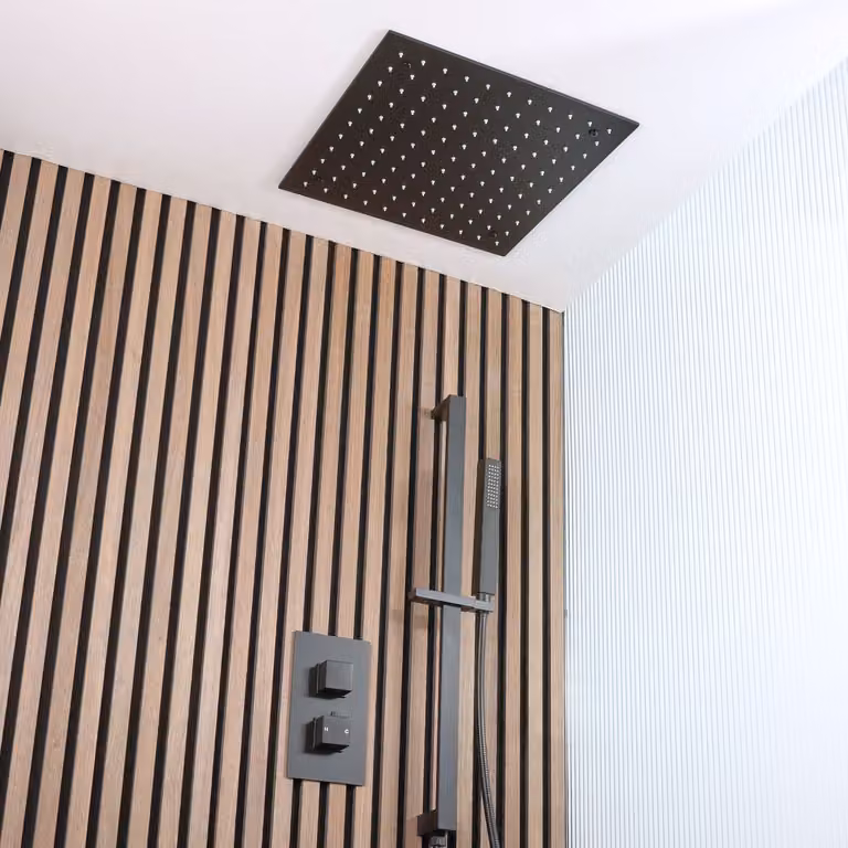 Sistema Doccia HudsonReed con Miscelatore Termostatico, Soffione Rain da Incasso 400 mm, Asta Saliscendi Rigida e Doccetta, Nero Opaco