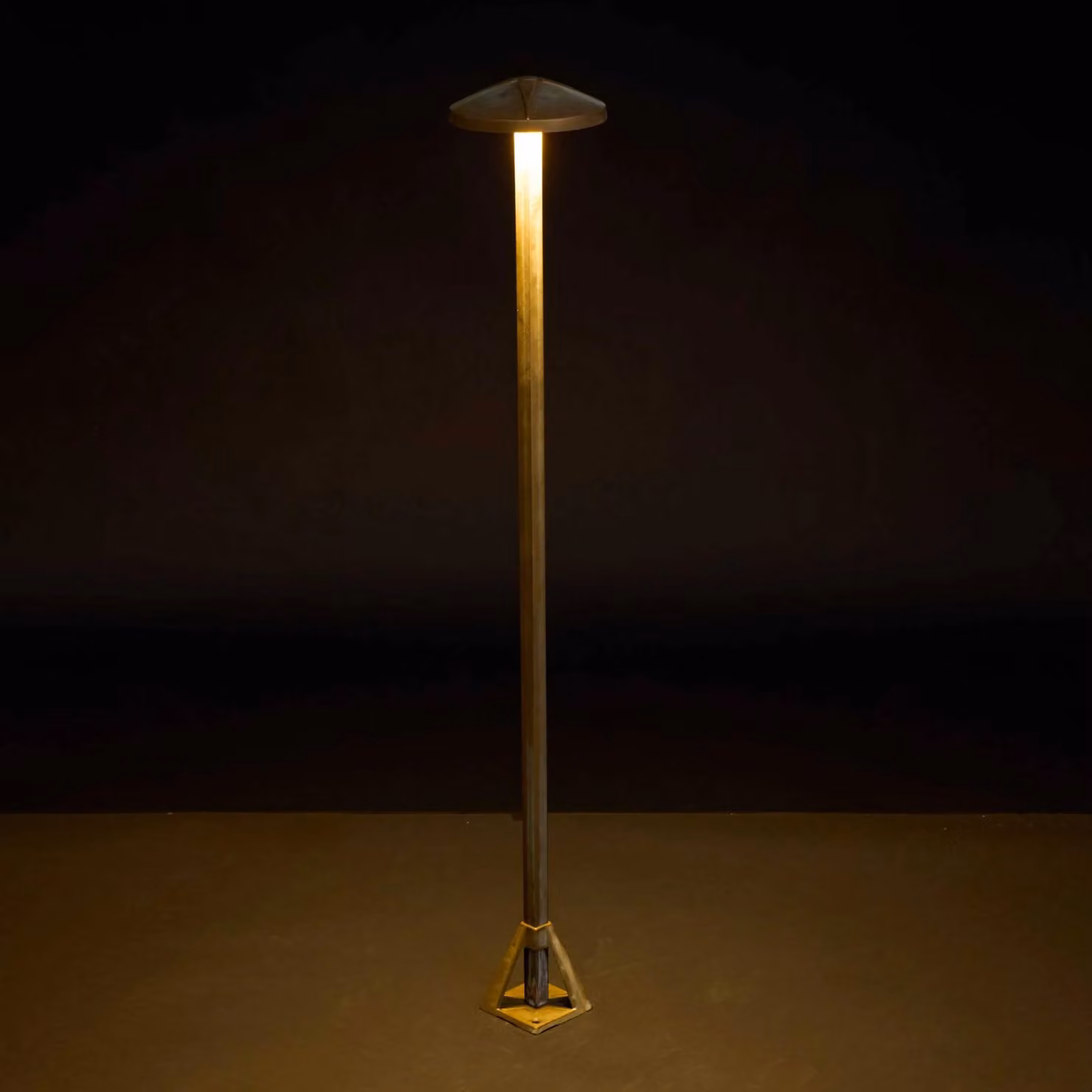 Moretti Luce Lampioncino da giardino Aura Disk, Bronzo / Ottone antico, Ottone, Campagna / Rustiche, Lampada LED da esterni