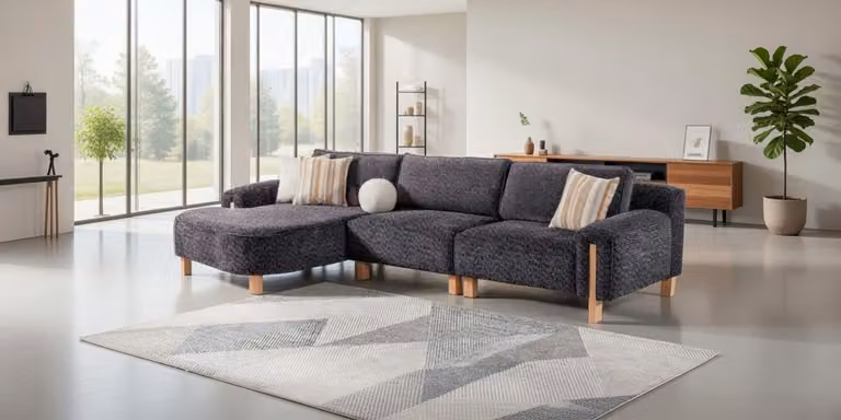 Elegante divano ad angolo grigio con gambe in legno dal design moderno