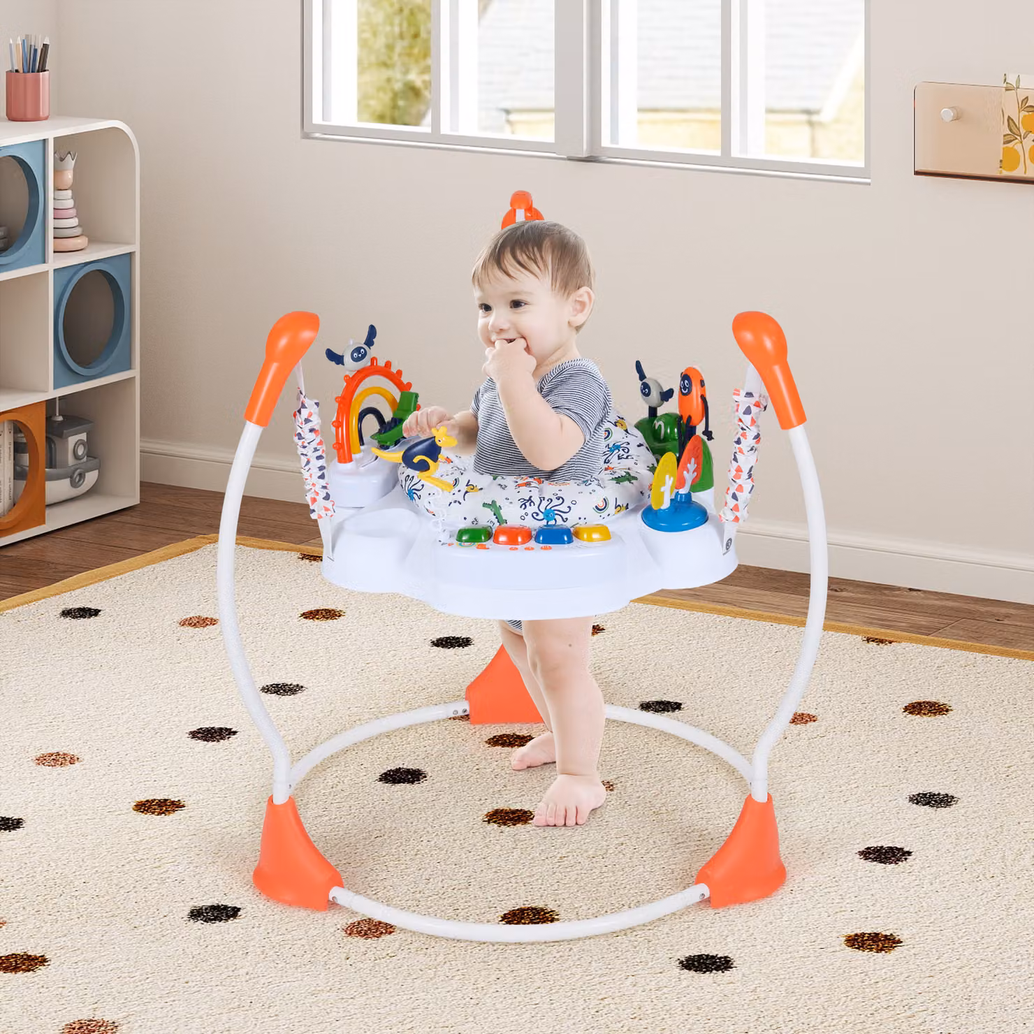 Centro attività bambini Costway Jumperoo arancione con 6 giocattoli interattivi, luci e musica, altezza regolabile e tavolo girevole 360 per neonati da 6 mesi in su