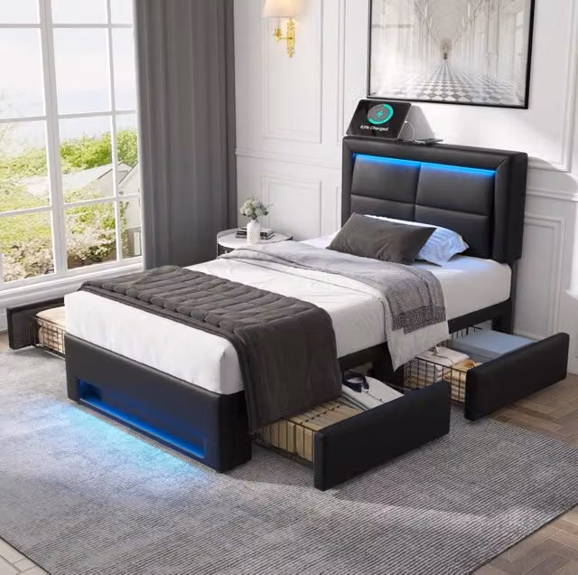 Letto imbottito 90x200 cm in PU nero con USB; LED e 4 cassetti