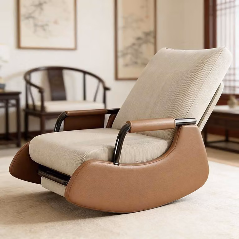 Poltrona moderna e confortevole, dal design elegante, con imbottitura morbida e braccioli imbottiti: ideale come poltrona da lettura per il soggiorno, la camera da letto o l'ufficio domestico