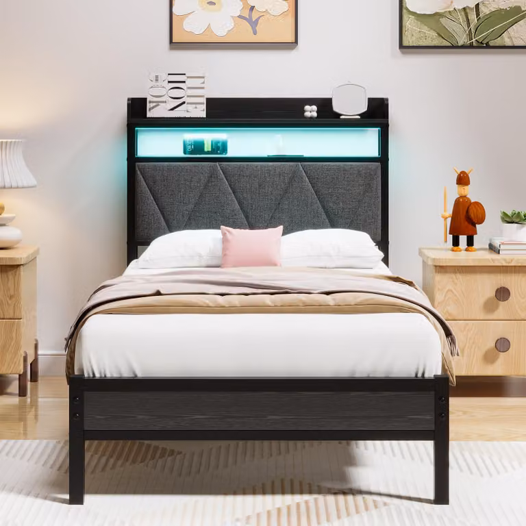 Letto matrimoniale in metallo 90x200 cm con testiera, dotato di prese USB e illuminazione a LED, colore nero