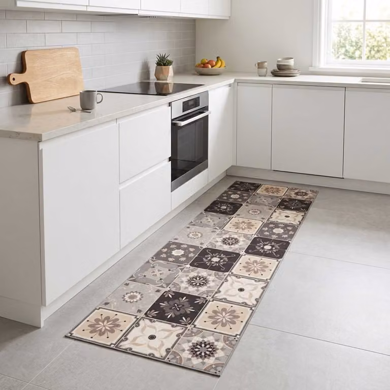 Tappeto da cucina vidaXL con motivo mosaico moderno, grigio e beige, lavabile e antiscivolo, L: 150 cm, P: 45 cm